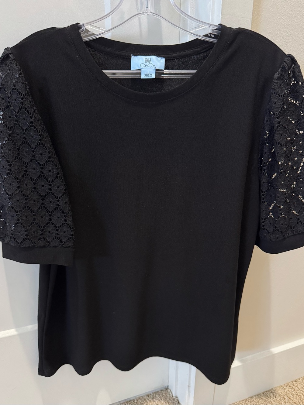 CeCe Lace Sleeve Top
